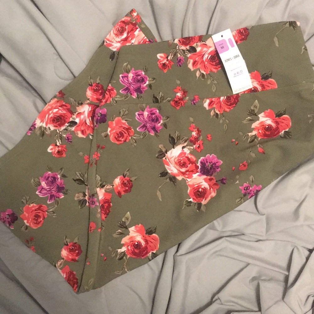 Floral pencil skirt